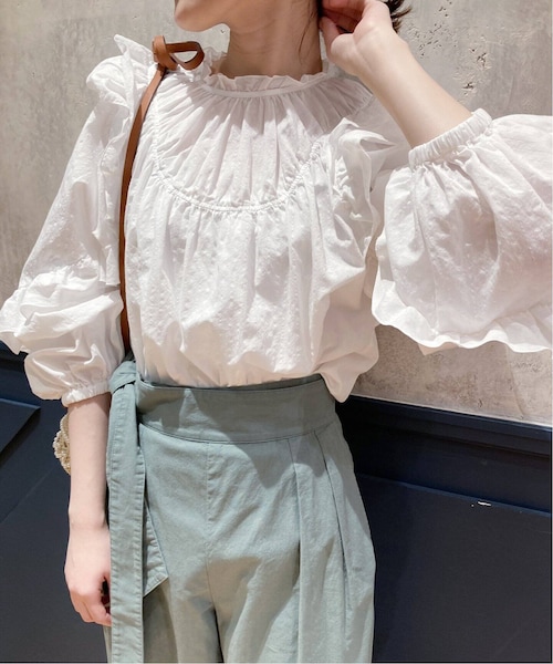 IENA（イエナ）の「《予約》IENA LA BOUCLE コットンドビー フリルブラウス◆（その他・ホワイト/フリー）」の19枚目の写真
