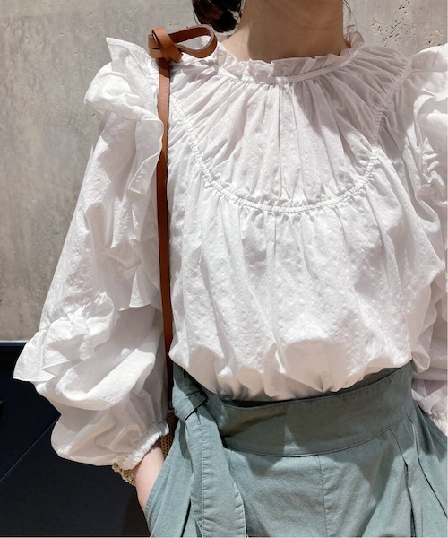 IENA（イエナ）の「《予約》IENA LA BOUCLE コットンドビー フリルブラウス◆（その他・ホワイト/フリー）」の20枚目の写真