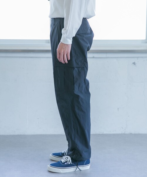 URBAN RESEARCH DOORS（アーバンリサーチドアーズ）の「抗撕裂軍裝風長褲（その他・メンズ・灰色/深藏青色・38/40）」の20枚目の写真