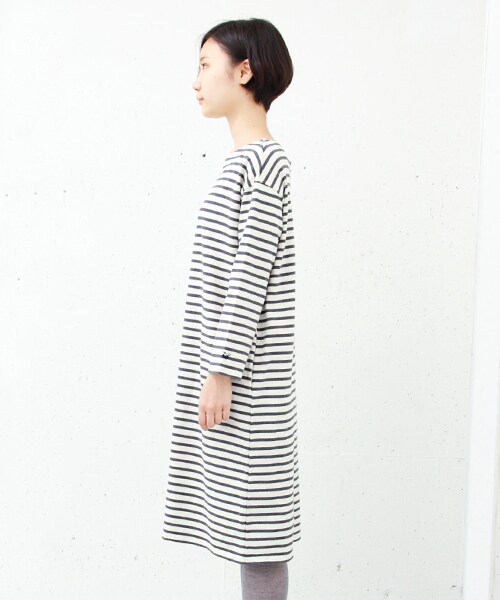 URBAN RESEARCH DOORS（アーバンリサーチドアーズ）の「FORK&SPOON配色橫紋洋裝（ワンピース/ドレス・レディース・棉原灰雙色/藏青棉原雙色/藏青紅雙色/棕藍雙色・one）」の13枚目の写真