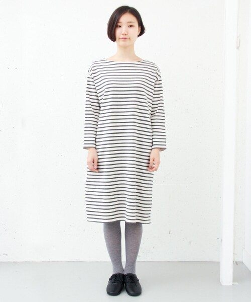 URBAN RESEARCH DOORS（アーバンリサーチドアーズ）の「FORK&SPOON配色橫紋洋裝（ワンピース/ドレス・レディース・棉原灰雙色/藏青棉原雙色/藏青紅雙色/棕藍雙色・one）」の11枚目の写真