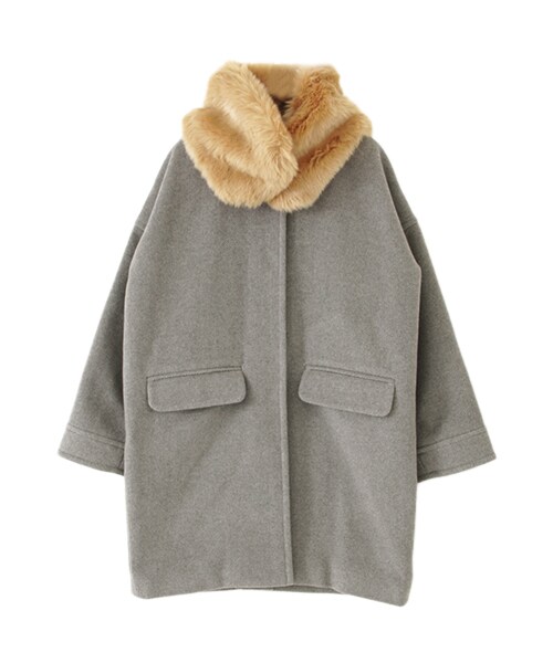 KBF(ケイビーエフ)の「皮草披肩繭型大衣(ジャケット/アウター・レディース・灰駝雙色/藏青棕雙色/炭黑膚雙色・one)」の3枚目の写真