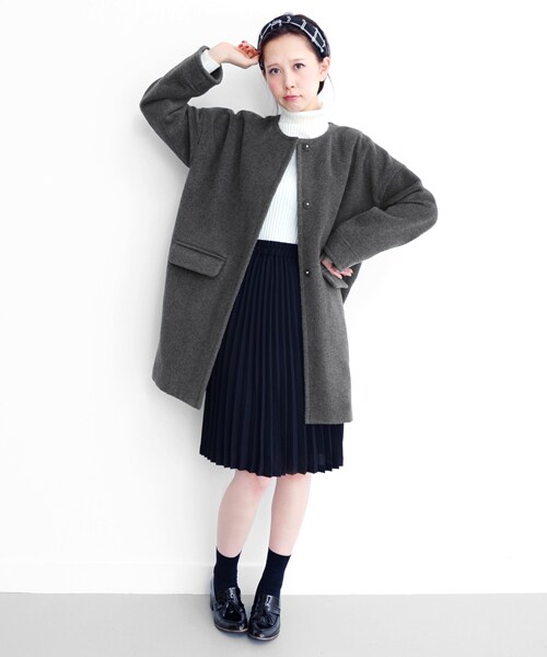 KBF(ケイビーエフ)の「皮草披肩繭型大衣(ジャケット/アウター・レディース・灰駝雙色/藏青棕雙色/炭黑膚雙色・one)」の9枚目の写真