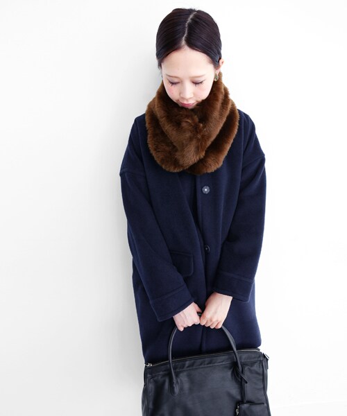 KBF(ケイビーエフ)の「皮草披肩繭型大衣(ジャケット/アウター・レディース・灰駝雙色/藏青棕雙色/炭黑膚雙色・one)」の16枚目の写真