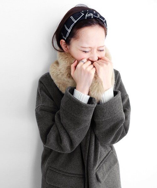 KBF(ケイビーエフ)の「皮草披肩繭型大衣(ジャケット/アウター・レディース・灰駝雙色/藏青棕雙色/炭黑膚雙色・one)」の11枚目の写真