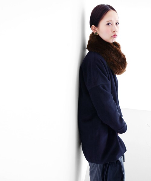 KBF(ケイビーエフ)の「皮草披肩繭型大衣(ジャケット/アウター・レディース・灰駝雙色/藏青棕雙色/炭黑膚雙色・one)」の17枚目の写真