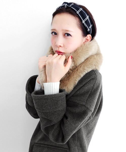 KBF(ケイビーエフ)の「皮草披肩繭型大衣(ジャケット/アウター・レディース・灰駝雙色/藏青棕雙色/炭黑膚雙色・one)」の12枚目の写真