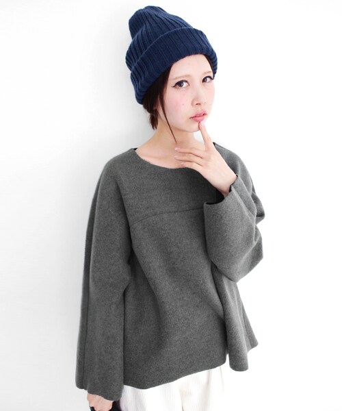 KBF(ケイビーエフ)の「超寬鬆套衫(トップス・レディース・黃色/藏青色/淺灰色・one)」の14枚目の写真