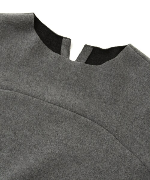 KBF(ケイビーエフ)の「超寬鬆套衫(トップス・レディース・黃色/藏青色/淺灰色・one)」の20枚目の写真