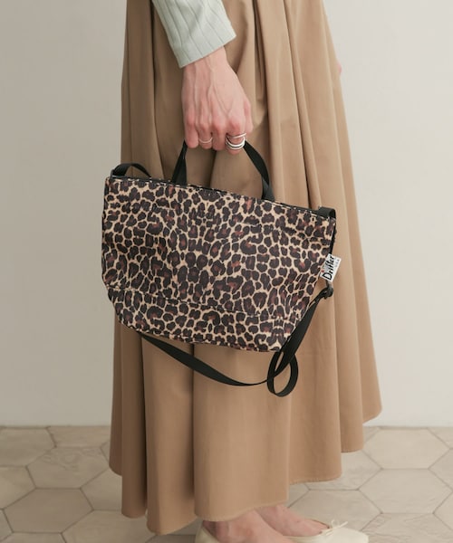 Drifter（ドリフター）の「【別注】DRIFTER×DOORS ショルダートートバッグ（その他・レディース・レオパード/タン/ブラックレオパード/ブラック・one）」の6枚目の写真