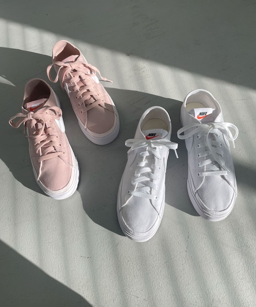 NIKE（ナイキ）の「NIKE コートレガシーキャンバス（その他・レディース・ホワイト/ピンクオックスフォ・23.5/24/24.5）」の3枚目の写真