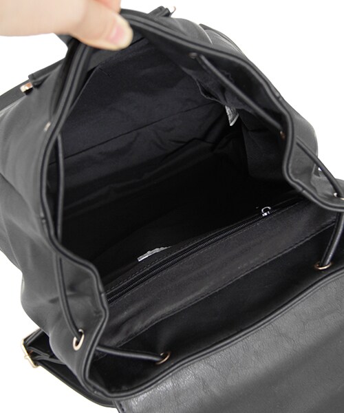 KBF（ケイビーエフ）の「金屬框造型背包（バッグ・レディース・藏青色/黑色・one）」の11枚目の写真