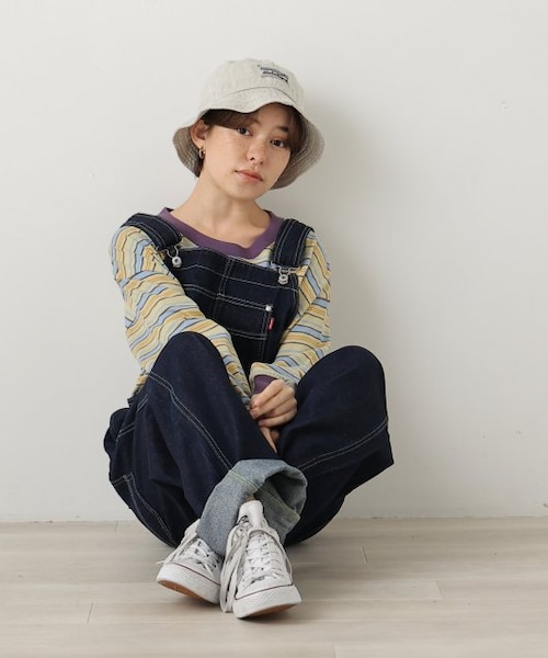 DOUBLE NAME（ダブルネーム）の「配色ステッチオーバーオール（オールインワン・サロペット・レディース・キナリ/ワンウォッシュ/オフ系・FREE）」の2枚目の写真