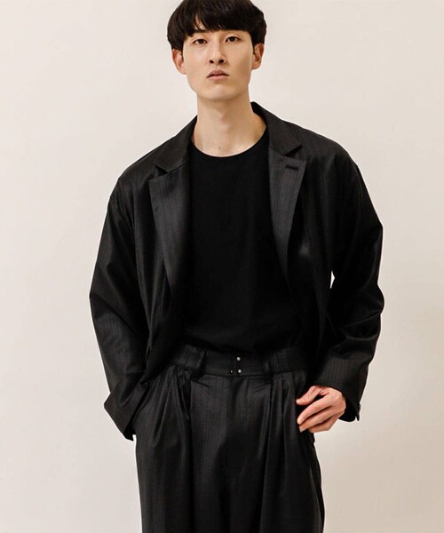 Juha（ユハ）の「SHADOW STRIPE SHORT JACKET（その他アウター・メンズ・D.GRY/CCL/BLK・3/4）」の2枚目の写真