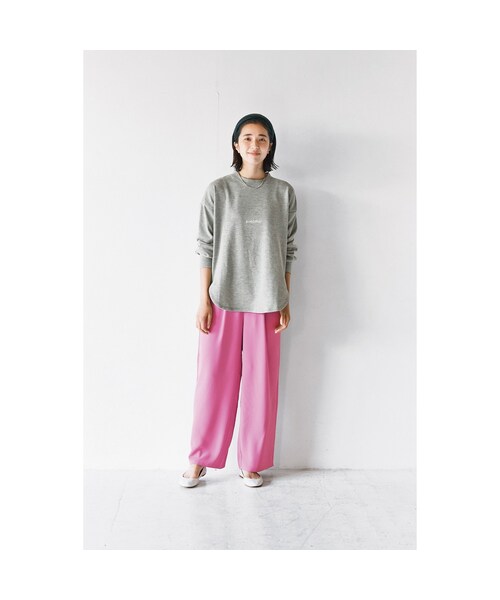 avecmoi（アヴェクモワ）の「アヴェクモワ カラーパンツ〈ピンク〉（レディースファッション > ボトムス > パンツ・レディース・ピンク・（わたり幅36/また下丈68cm）/（わたり幅37.5/また下丈68cm）/（わたり幅34.5/また下丈68cm）/（わたり幅33/また下丈68cm））」の4枚目の写真