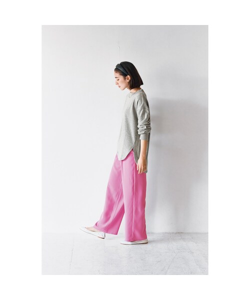 avecmoi（アヴェクモワ）の「アヴェクモワ カラーパンツ〈ピンク〉（レディースファッション > ボトムス > パンツ・レディース・ピンク・（わたり幅36/また下丈68cm）/（わたり幅37.5/また下丈68cm）/（わたり幅34.5/また下丈68cm）/（わたり幅33/また下丈68cm））」の5枚目の写真