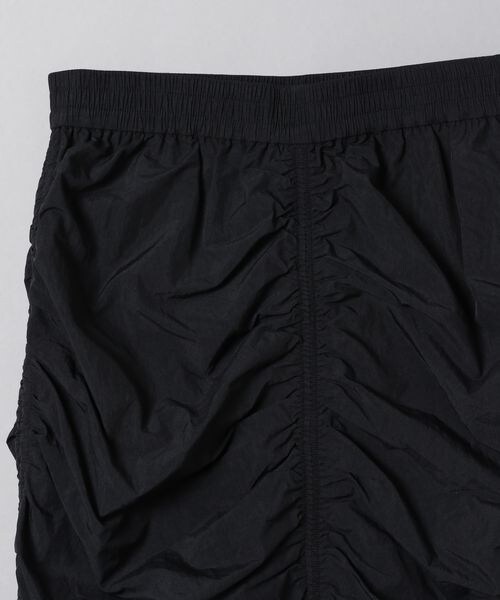 JEANASIS（ジーナシス）の「ナイロンシャーリングスカート（スカート・レディース・ブラック(09)/グレー(12)・FREE）」の6枚目の写真