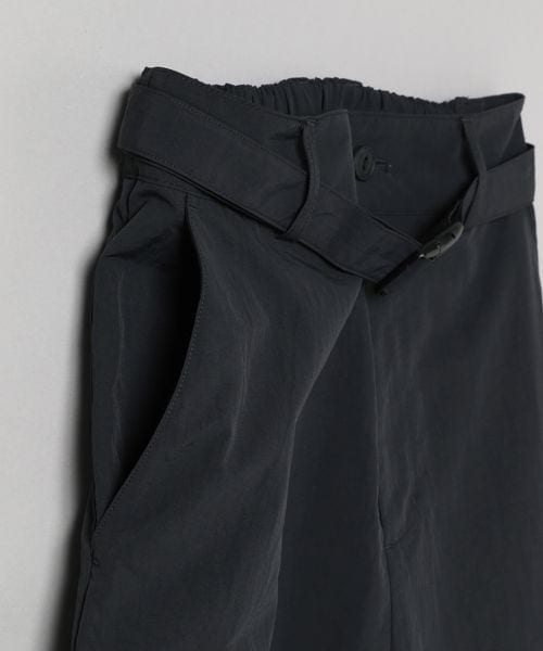 JEANASIS（ジーナシス）の「サスティナブルカラーナイロンボリュームパンツ（パンツ・レディース・オフホワイト(08)/ブラック(09)/【WEB限定】グリーン(74)/ライトブルー(82)・FREE）」の11枚目の写真