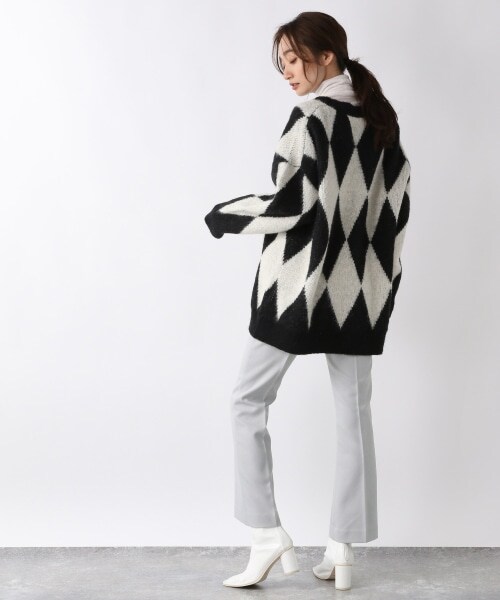 JEANASIS(ジーナシス)の「サスティナブルウールライクカラーフレアパンツ(パンツ・レディース・ブラック(09)/ライトグレー(11)/ピンク(27)/グリーン(73)・S/M)」の9枚目の写真