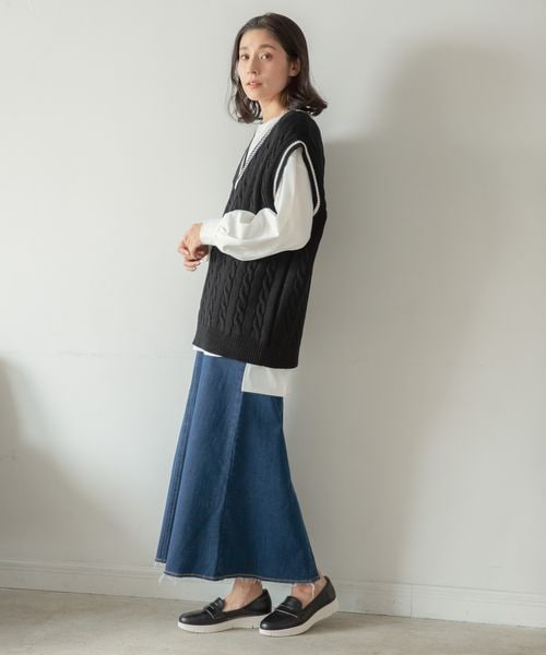 LEPSIM（レプシィム）の「ストレッチロングデニムスカート（スカート・レディース・ホワイト05/グレー15/ブルー85・M/L）」の6枚目の写真