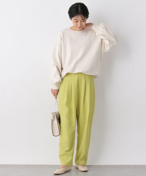 LEPSIM（レプシィム）の「ハイウエストタックデザインパンツ（パンツ・レディース・ブラック09/ピスタチオ72・M/L）」の3枚目の写真