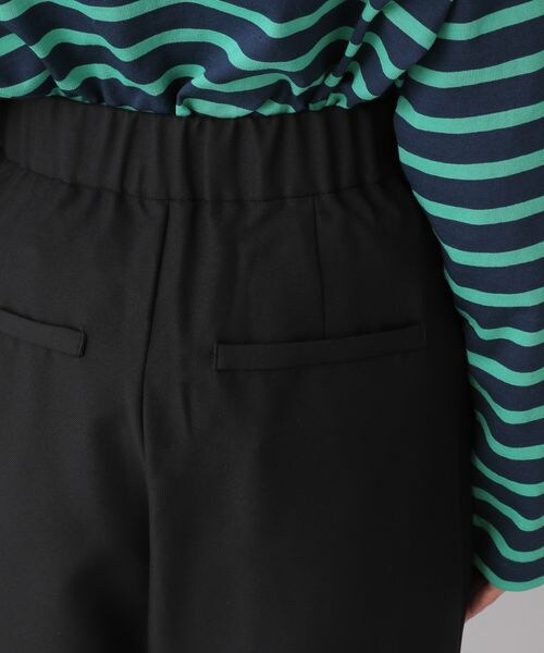 LEPSIM（レプシィム）の「ハイウエストタックデザインパンツ（パンツ・レディース・ブラック09/ピスタチオ72・M/L）」の11枚目の写真