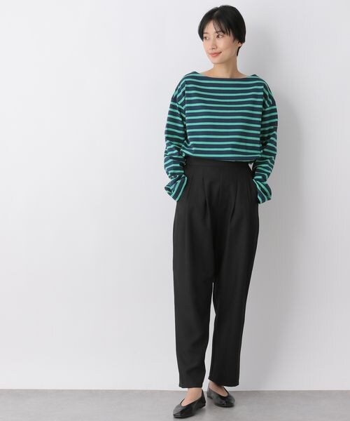 LEPSIM（レプシィム）の「ハイウエストタックデザインパンツ（パンツ・レディース・ブラック09/ピスタチオ72・M/L）」の4枚目の写真