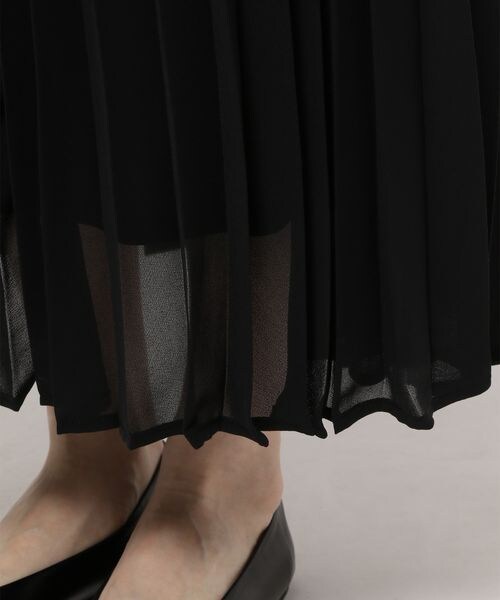 LEPSIM（レプシィム）の「ランダムヘンカプリーツスカート（スカート・レディース・ブラック09/グレージュ13/ブルー82・FREE SIZE）」の16枚目の写真