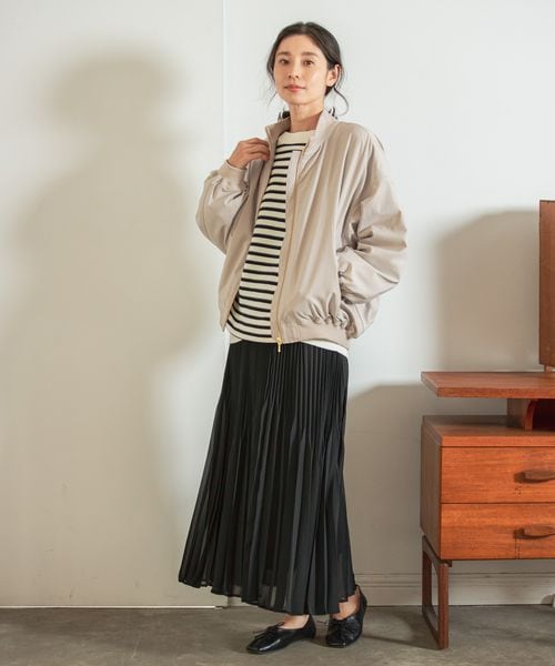 LEPSIM（レプシィム）の「ランダムヘンカプリーツスカート（スカート・レディース・ブラック09/グレージュ13/ブルー82・FREE SIZE）」の4枚目の写真