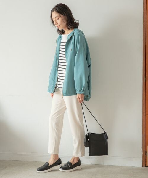 LEPSIM（レプシィム）の「ポーチ付きミニショルダーバッグ（バッグ・レディース・エクリュ08/ブラック09/グレージュ52/ブルー82・ONE SIZE）」の6枚目の写真