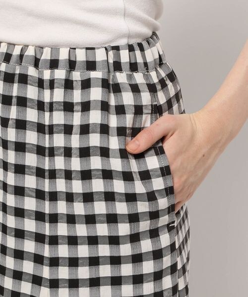 LEPSIM(レプシィム)の「ギンガムマーメイドスカート(スカート・レディース・ブラック09/ライムイエロー62/パープル95・M/L)」の13枚目の写真