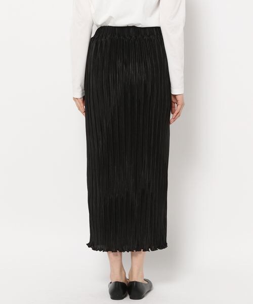 LOWRYS FARM（ローリーズファーム）の「プリーツメロータイトスカート２（スカート・レディース・アイボリー08/ブラック09/グリーン72/パープル92・F/WEB限定ロング丈）」の8枚目の写真