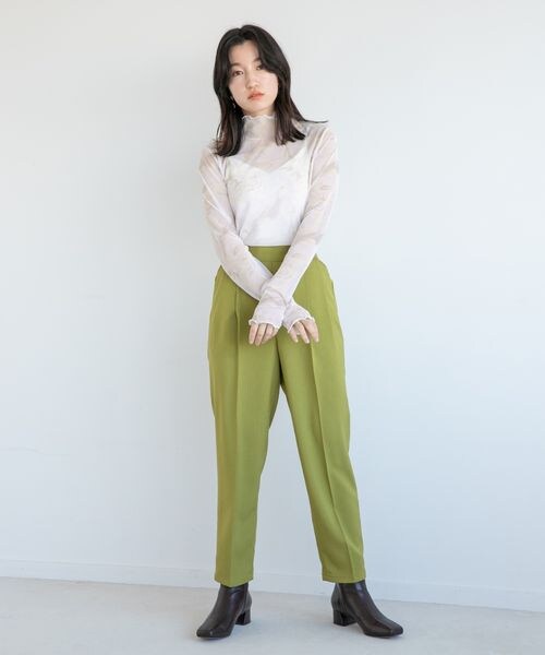 LOWRYS FARM（ローリーズファーム）の「チュールハイネックＬＳ（トップス・レディース・オフ05/ブラック09/グレー柄10/グリーン72・F）」の8枚目の写真