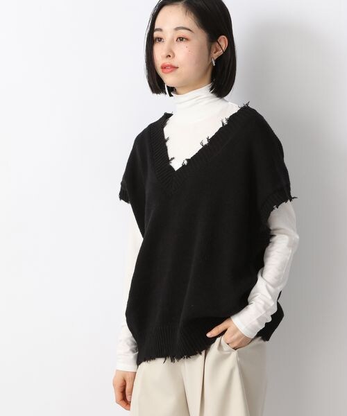 LOWRYS FARM（ローリーズファーム）の「クラッシュベスト（トップス・レディース・アイボリー08/ブラック09/オレンジ45・F）」の2枚目の写真