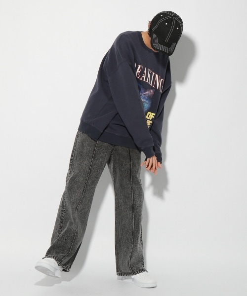 PAGEBOY（ページボーイ）の「スケボーグラフィックスウェット（トップス・レディース・ブラック09/ネイビー88・M/L）」の20枚目の写真