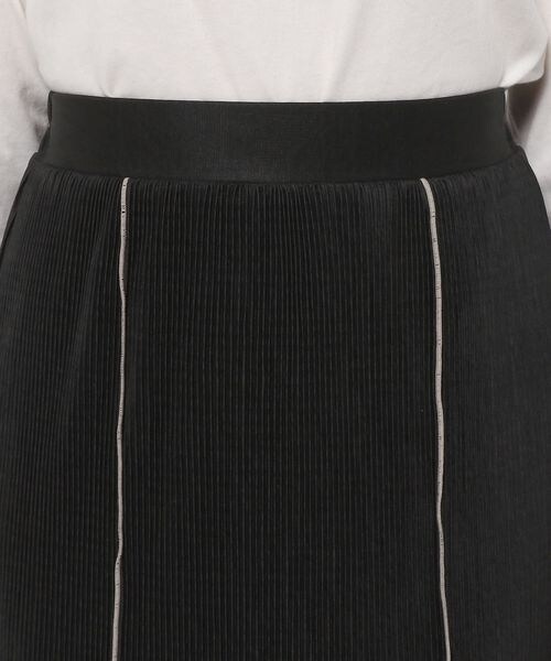 PAGEBOY（ページボーイ）の「アシッドプリーツスカート（スカート・レディース・オフホワイト05/ブラック09/グリーン76・F）」の15枚目の写真