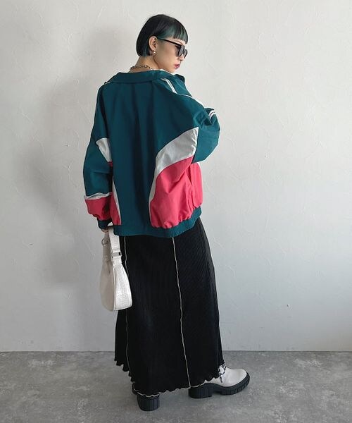 PAGEBOY（ページボーイ）の「アシッドプリーツスカート（スカート・レディース・オフホワイト05/ブラック09/グリーン76・F）」の8枚目の写真