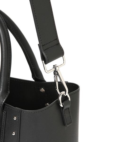 PAGEBOY（ページボーイ）の「モードスタッズトートバッグ（バッグ・レディース・オフホワイト05/ブラック09/シルバー12・FREE）」の18枚目の写真