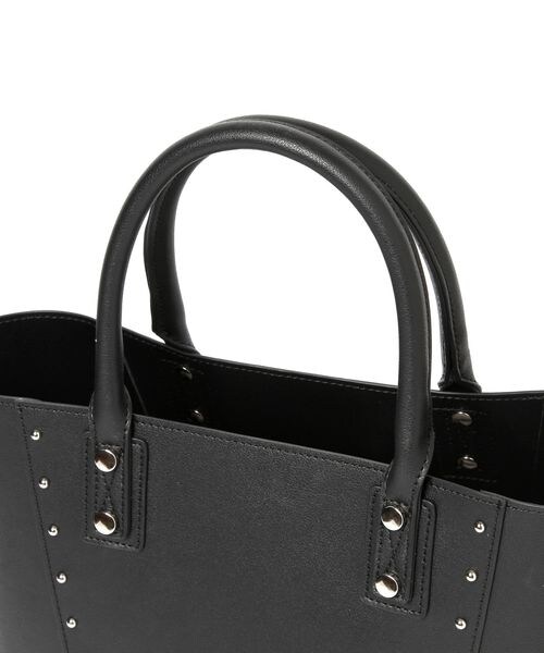 PAGEBOY（ページボーイ）の「モードスタッズトートバッグ（バッグ・レディース・オフホワイト05/ブラック09/シルバー12・FREE）」の16枚目の写真