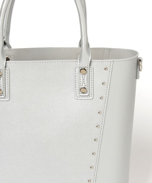 PAGEBOY（ページボーイ）の「モードスタッズトートバッグ（バッグ・レディース・オフホワイト05/ブラック09/シルバー12・FREE）」の15枚目の写真