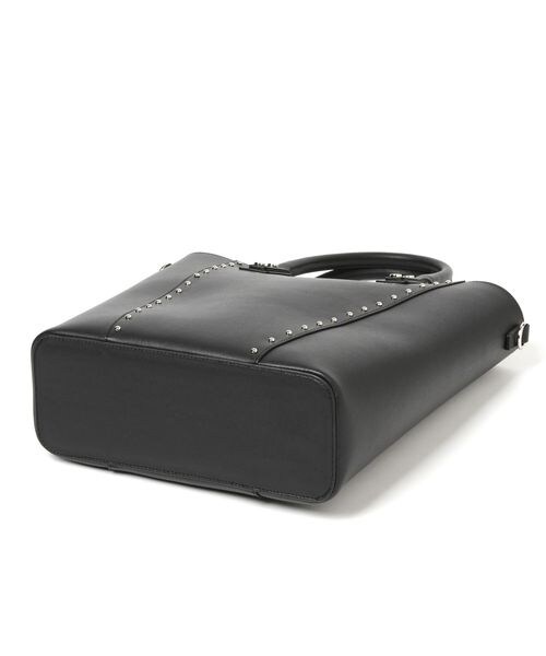 PAGEBOY（ページボーイ）の「モードスタッズトートバッグ（バッグ・レディース・オフホワイト05/ブラック09/シルバー12・FREE）」の21枚目の写真