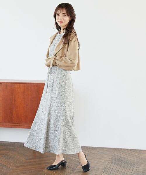 mysty woman（ミスティウーマン）の「ソフト花柄マーメイドスカート（スカート・レディース・ブラック09/ライトベージュ51/ミモザイエロー65・F）」の7枚目の写真