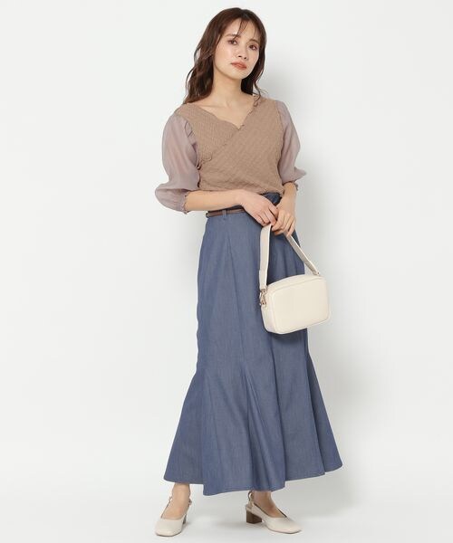 mysty woman(ミスティウーマン)の「カシュクール2WAYプルオーバー(トップス・レディース・オフホワイト05/ブラック09/ベージュ52・F)」の7枚目の写真