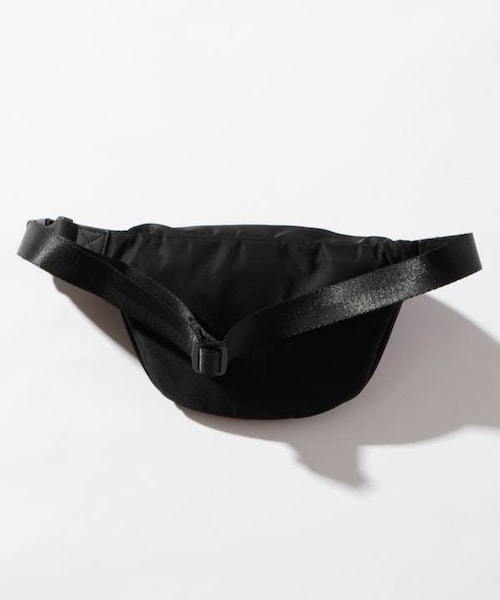 DIESEL(ディーゼル)の「DIESEL(ディーゼル)Kids & Junior ボディバッグウエストポーチ(ブラック)(バッグ・ブラック・Free)」の2枚目の写真