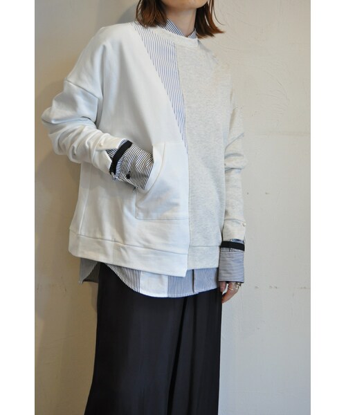 blanc basque（ブランバスク）の「バックジップスウェットプルオーバー（スウェット・レディース・イエロー/ホワイト/ブラック・one）」の4枚目の写真