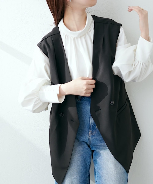 natural couture（ナチュラルクチュール）の「【セットアップ着用可】ノーカラーベスト（ブルゾン・レディース・ライトベージュ/ベージュ/ブラック・FREE）」の3枚目の写真