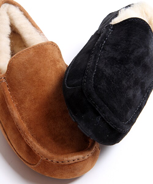 UGG(アグ)の「MENS ASCOT(シューズ・メンズ・ブラウン系その他/ダークブラウン・8/9)」の6枚目の写真