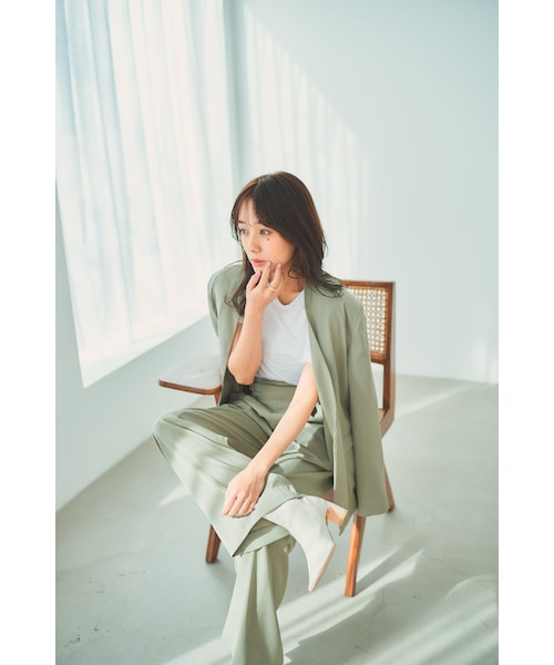 N WITH.(エヌウィズ)の「ノーカラージャケット(ノーカラージャケット・レディース・グリーン/グレー・F)」の1枚目の写真