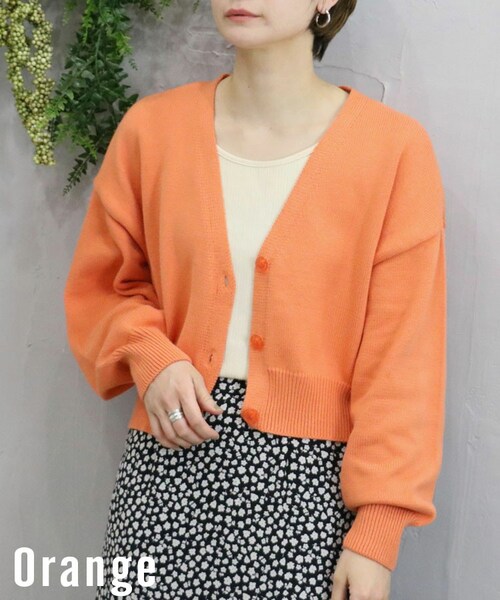 Sheson（シーズン）の「クリアボタンショートカーディガン（カーディガン/ボレロ・レディース・イエロー/オレンジ/パープル/グリーン・F）」の4枚目の写真