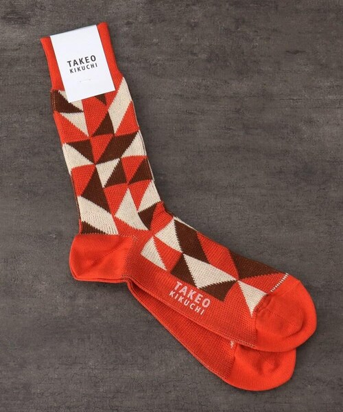 TAKEO KIKUCHI（タケオキクチ）の「ジオメトリック ジャガードソックス（レッグウェア・メンズ・イエロー系(530)/オレンジ(567)/ネイビー(593)・00）」の2枚目の写真